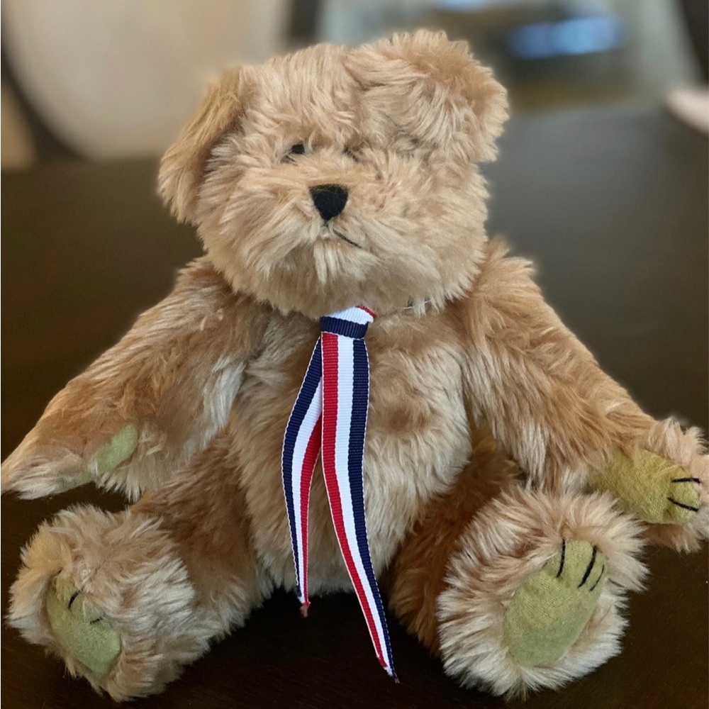 NWOT Berkley Design "Adorable Patriotic" Plush Bear Stuffed Animal 2002